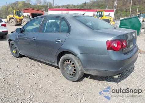 2008 Volkswagen Jetta S z USA, uszkodzony, nr VIN 3VWJZ71K78M128499